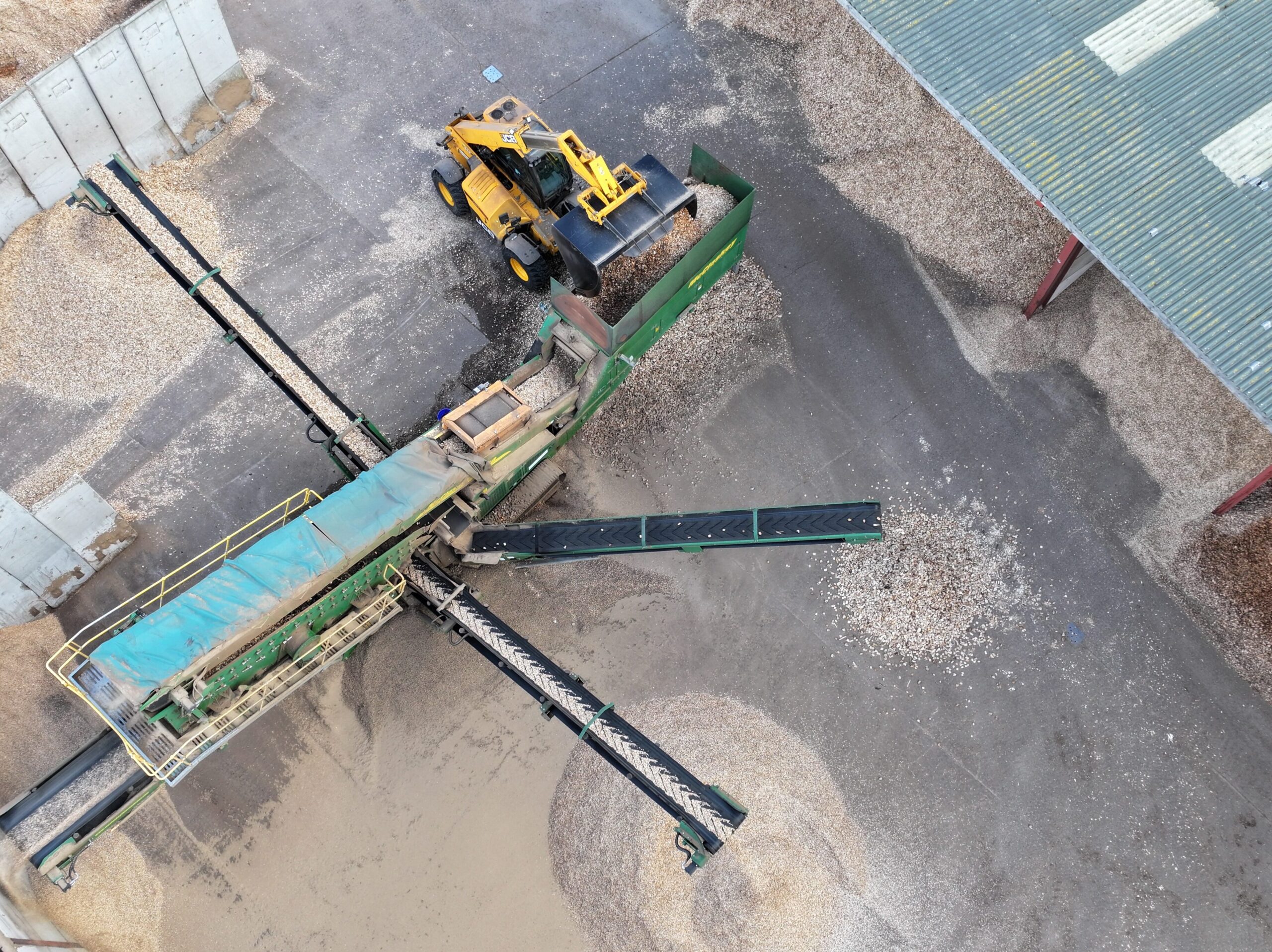 DJI_20251028143001_0013_D-scaled-aspect-ratio-700-524